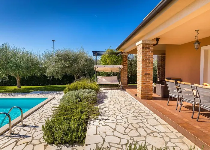 Klara Villa Kaštelir